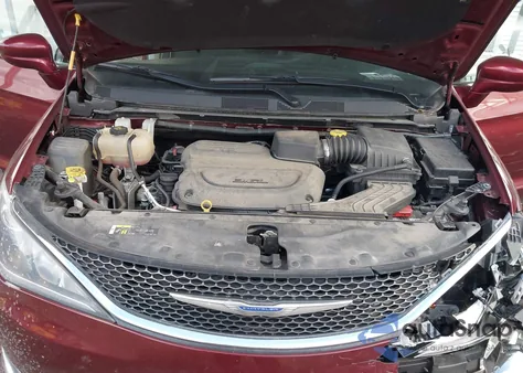 2020 Chrysler Pacifica Touring z USA, uszkodzony, nr VIN 2C4RC1FG9LR141944